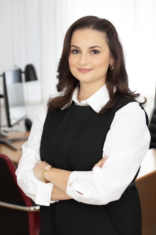Arzt Dr. Linda Sara